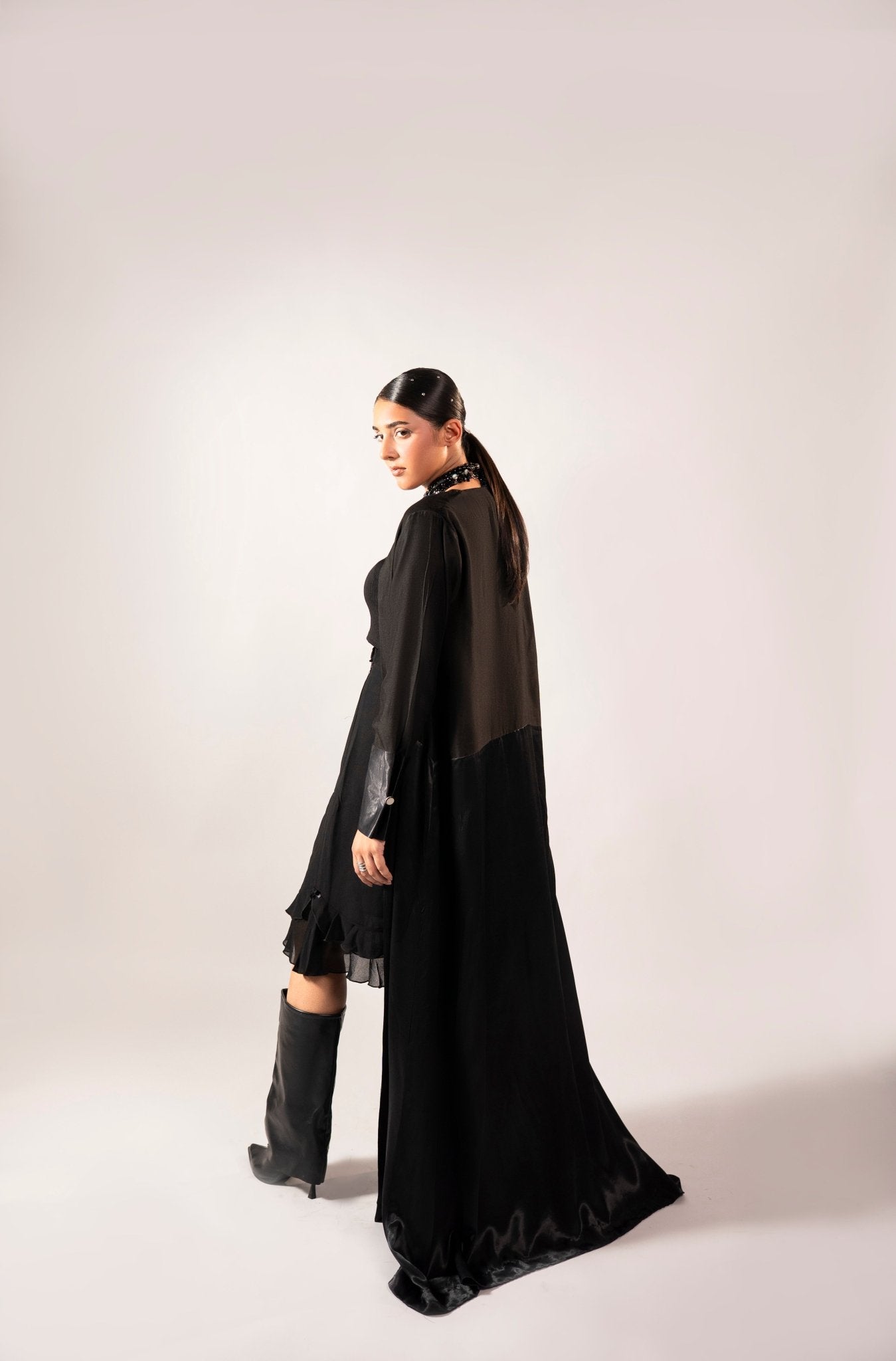 Veridian Black - Nure Dubai