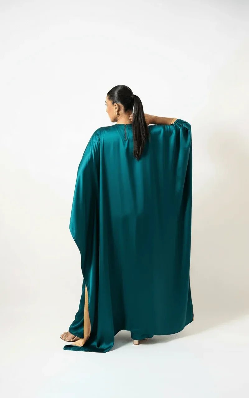 Silhouette Royale (Turquoise) - Nure Dubai